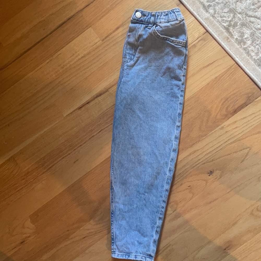 NWOT light denim jeans size 6/7 boys. *2